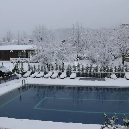 Villa Alriyan 4 *